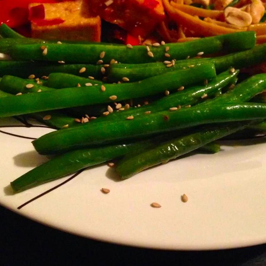 Sesame-Glazed Japanese Green Beans