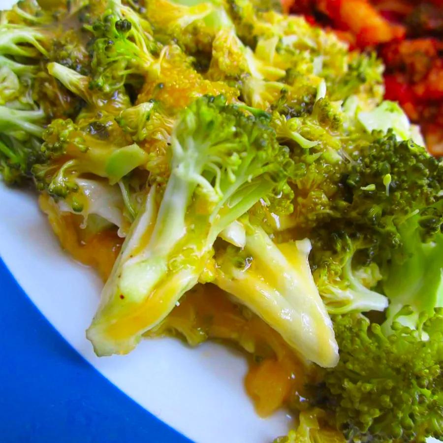 Easy and Tasty Broccoli with Cheese