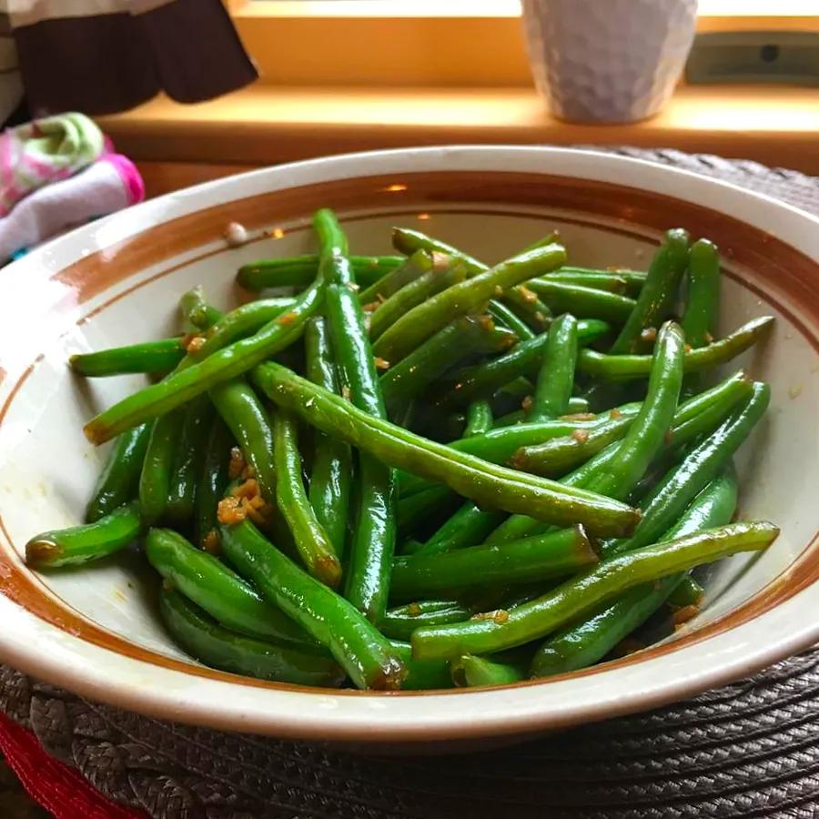 Dad's Crispy Pan-Seared Green Beans