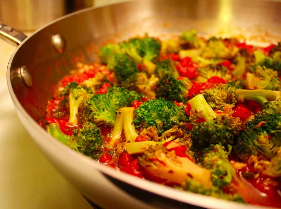 Scrumptious Broccoli Marinara