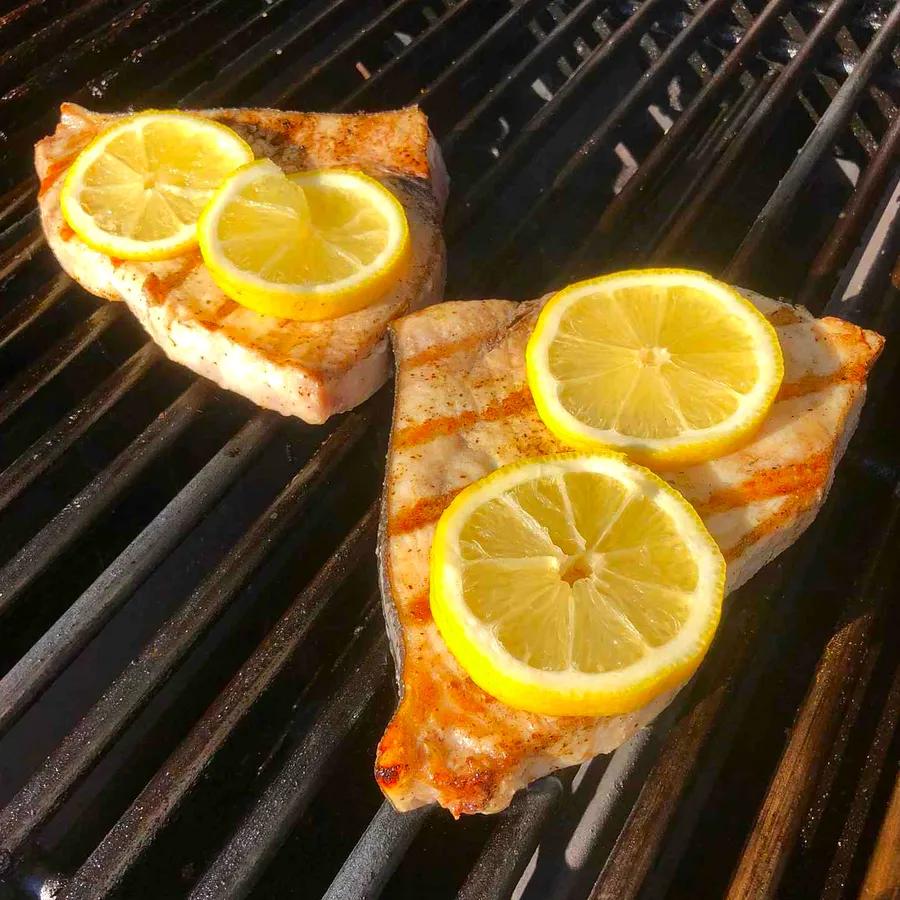 Grilled Swordfish with Lemon and Dill