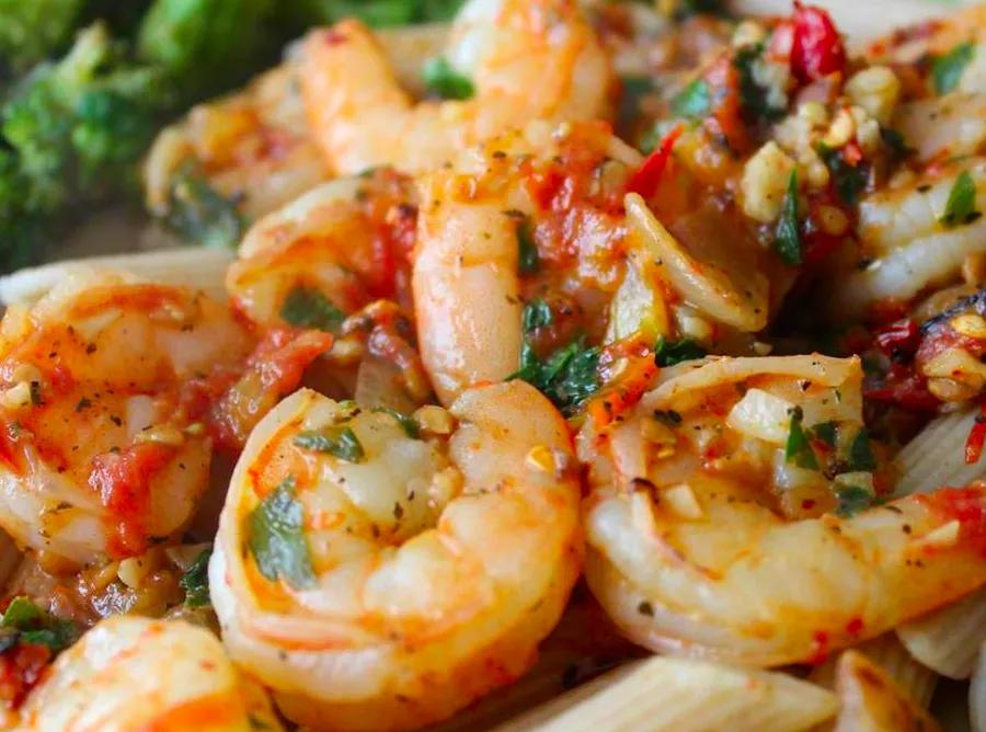 Zesty Shrimp and Tomato Scampi