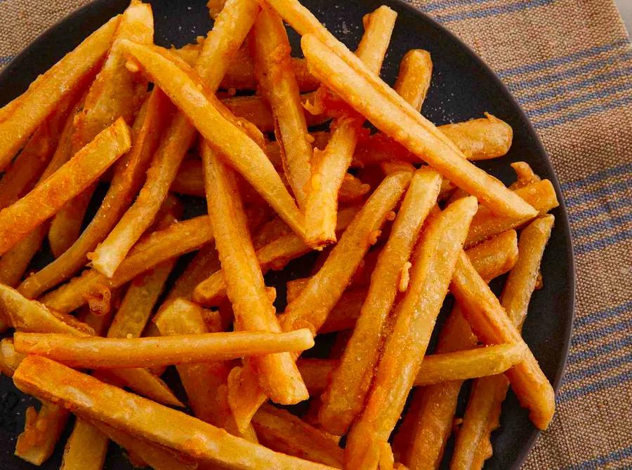 Crispy Homemade French Fries with Flavorful Seasoning