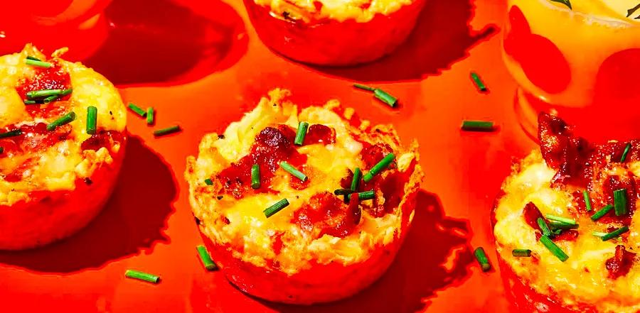 Bacon and Hash Brown Omelette Muffin Cups