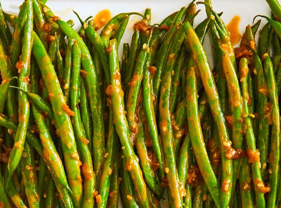 Crispy Green Beans with Heavenly Sauce