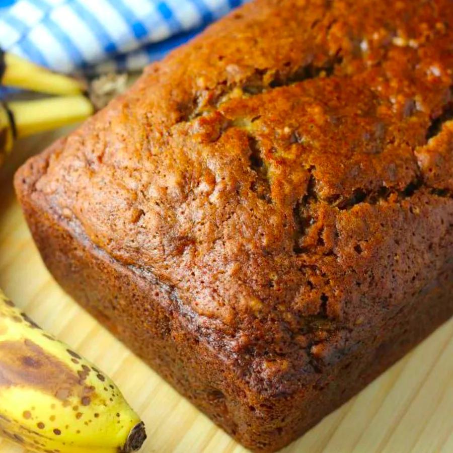 The Only Buckingham Palace Banana Bread Recipe Fit for a Queen – Here's How to Make It