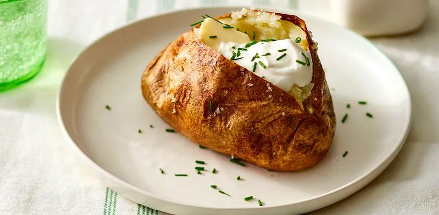 Crispy Air Fryer Baked Potatoes