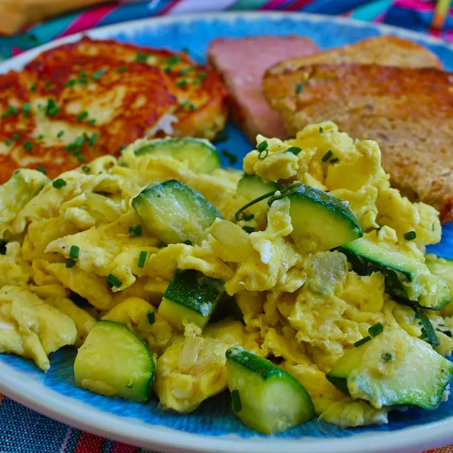 Scrambled Eggs with Zucchini