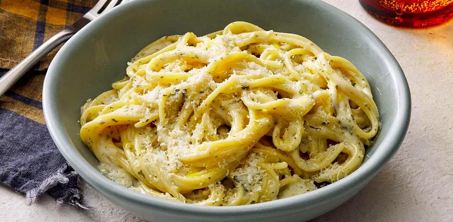 Garlic-Infused Creamy Pasta