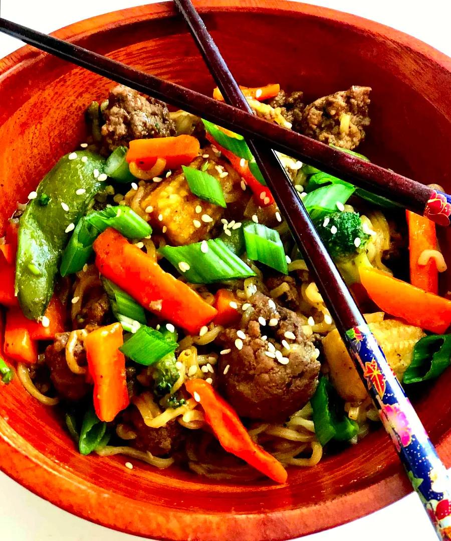 Asian Ground Beef Noodle Bowls Recipe