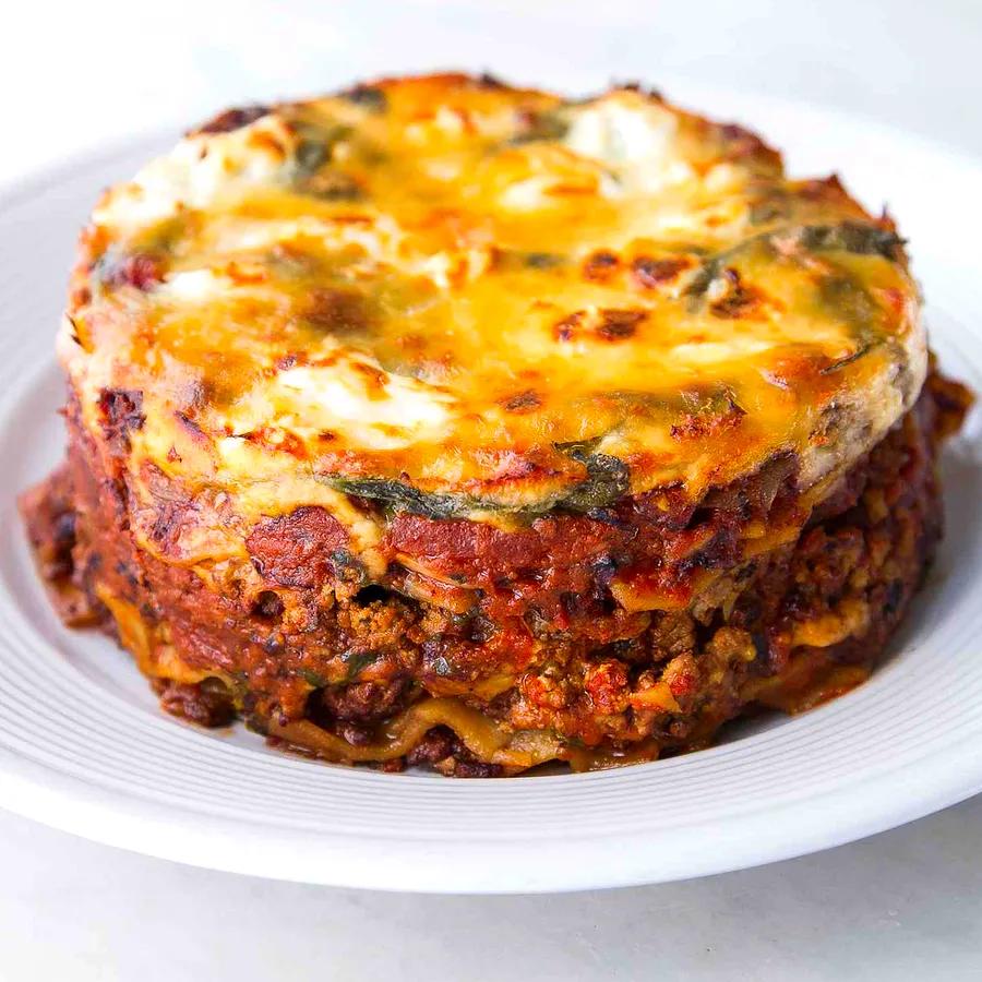 Instant Pot Lasagna: A Quick & Savory Meal