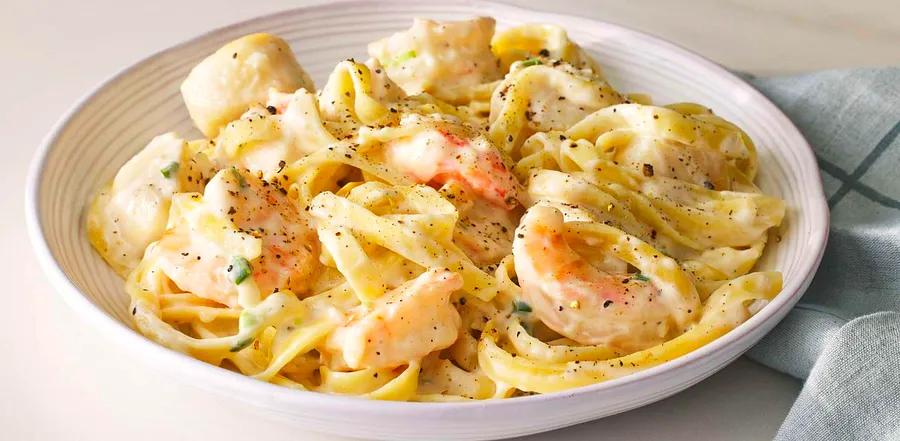 Seafood Alfredo Fettuccine