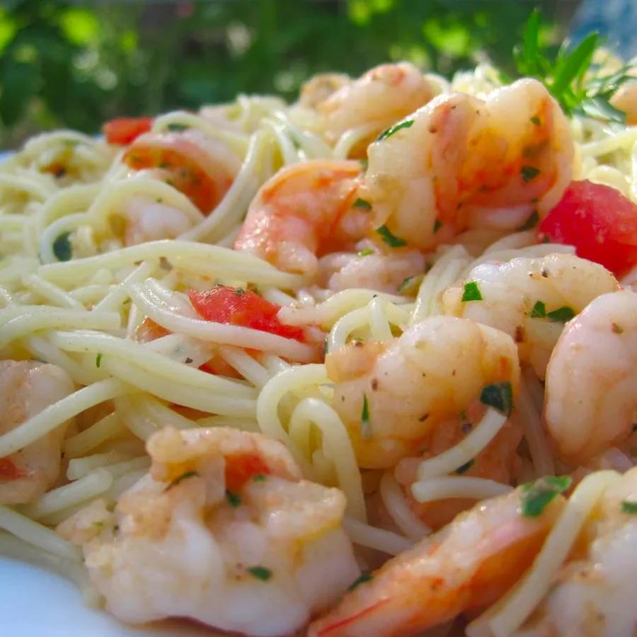 Garlic Lemon Shrimp Pasta