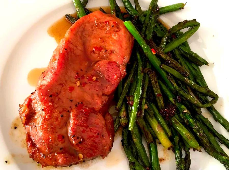 Maple-Glazed Pork Chops