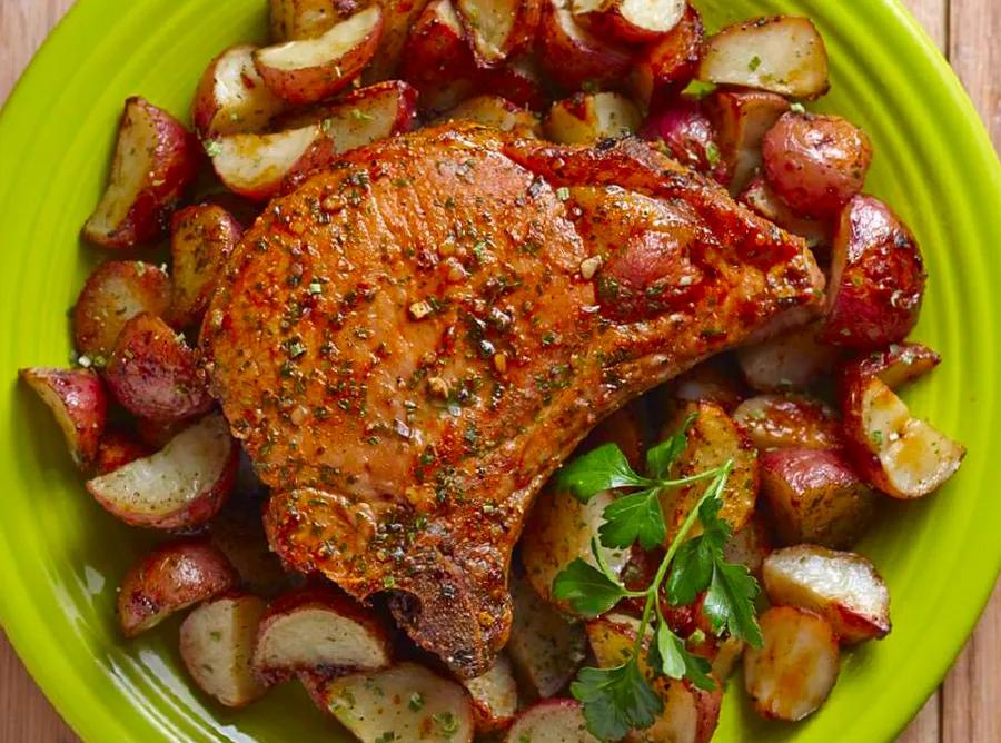 Savory Ranch®-Seasoned Pork Chops