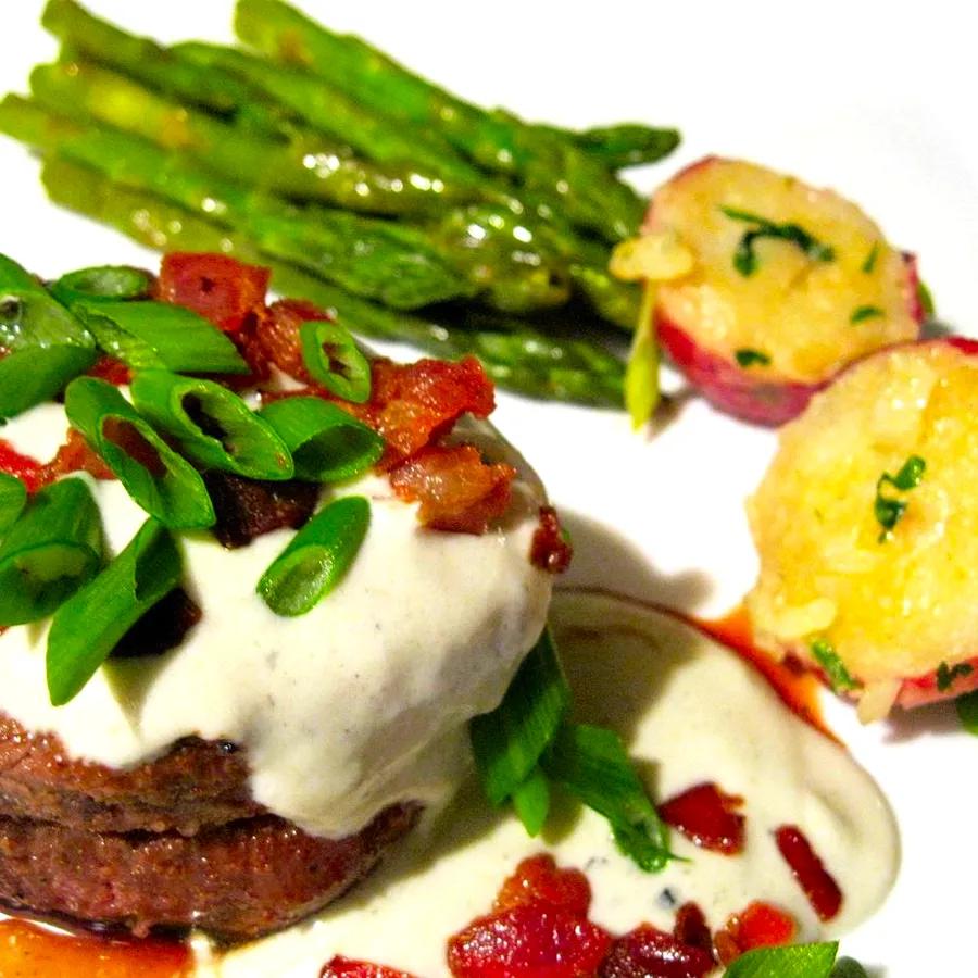 Filet Mignon with Grilled Gorgonzola Cream Sauce