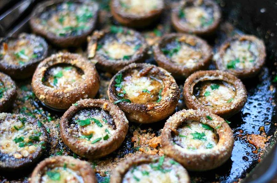 Garlic-Infused Butter Roasted Mushrooms