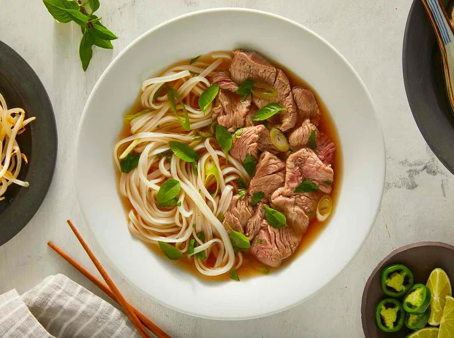 Pho (Vietnamese Noodle Soup)