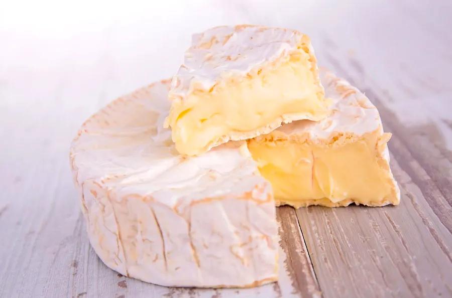 If You Enjoy Brie, These 8 Cheeses Are Worth a Try