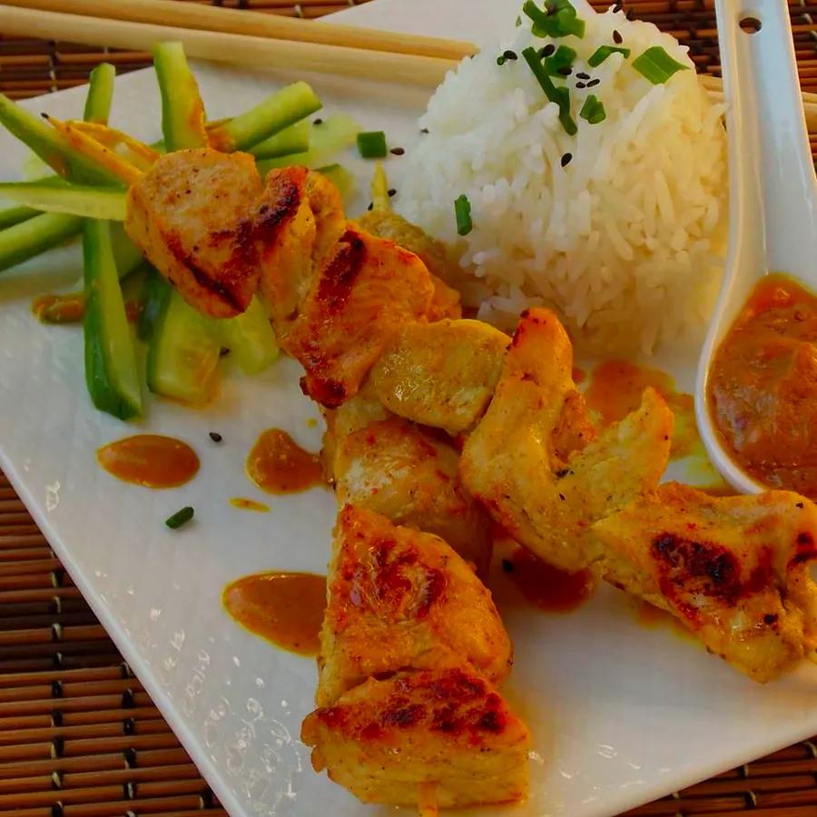 Grilled Chicken Satay with Peanut Dipping Sauce