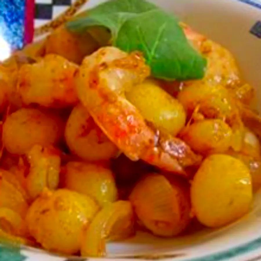 Saffron Shrimp in Creamy Sauce with Gnocchi and Caramelized Onions