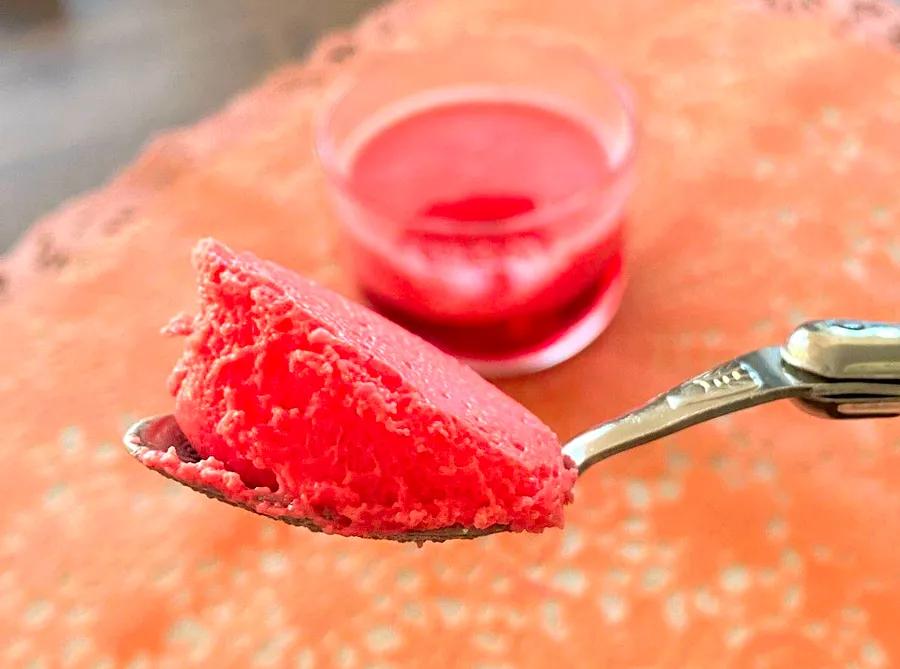 Blend Greek yogurt into Jell-O for a refreshing, creamy treat that’s perfect for summer indulgence.