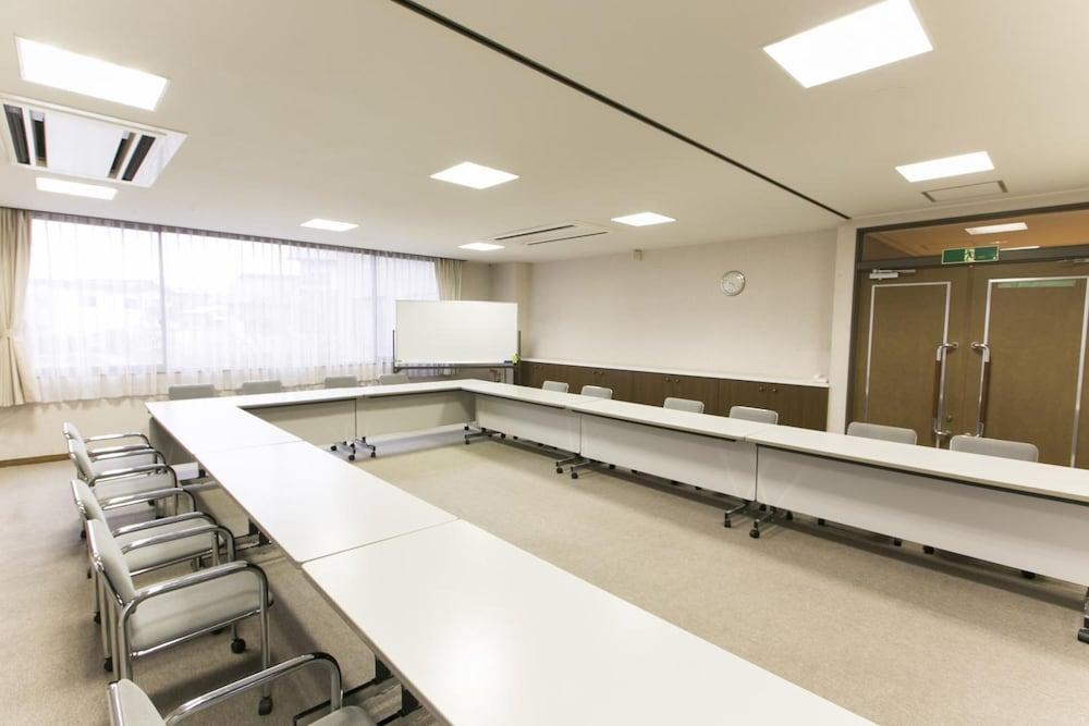 Cover Image for Fujisan Station Hotel