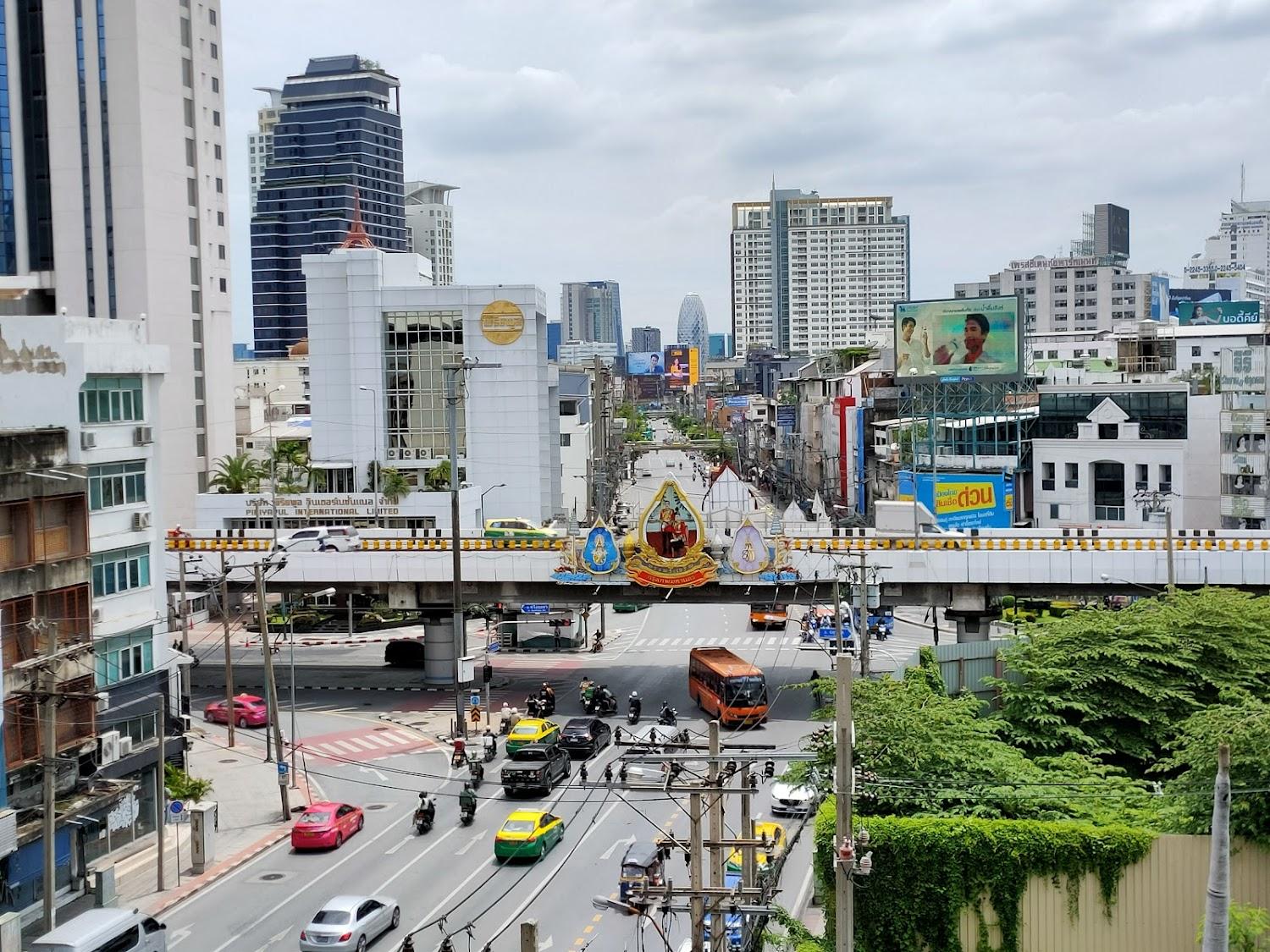 Cover Image for KC PLACE HOTEL PRATUNAM