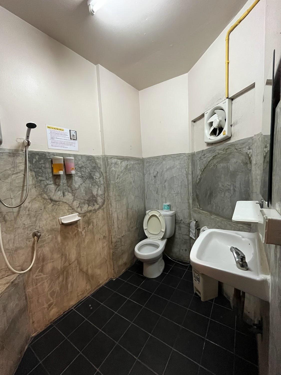 Cover Image for Fun-D Hotel & Hostel Chiang Rai