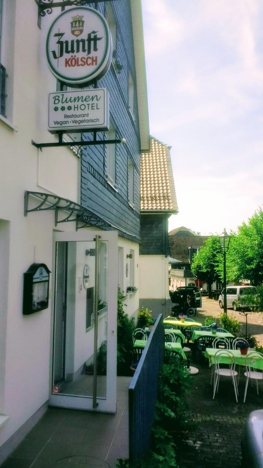 Cover Image for Blumenhotel