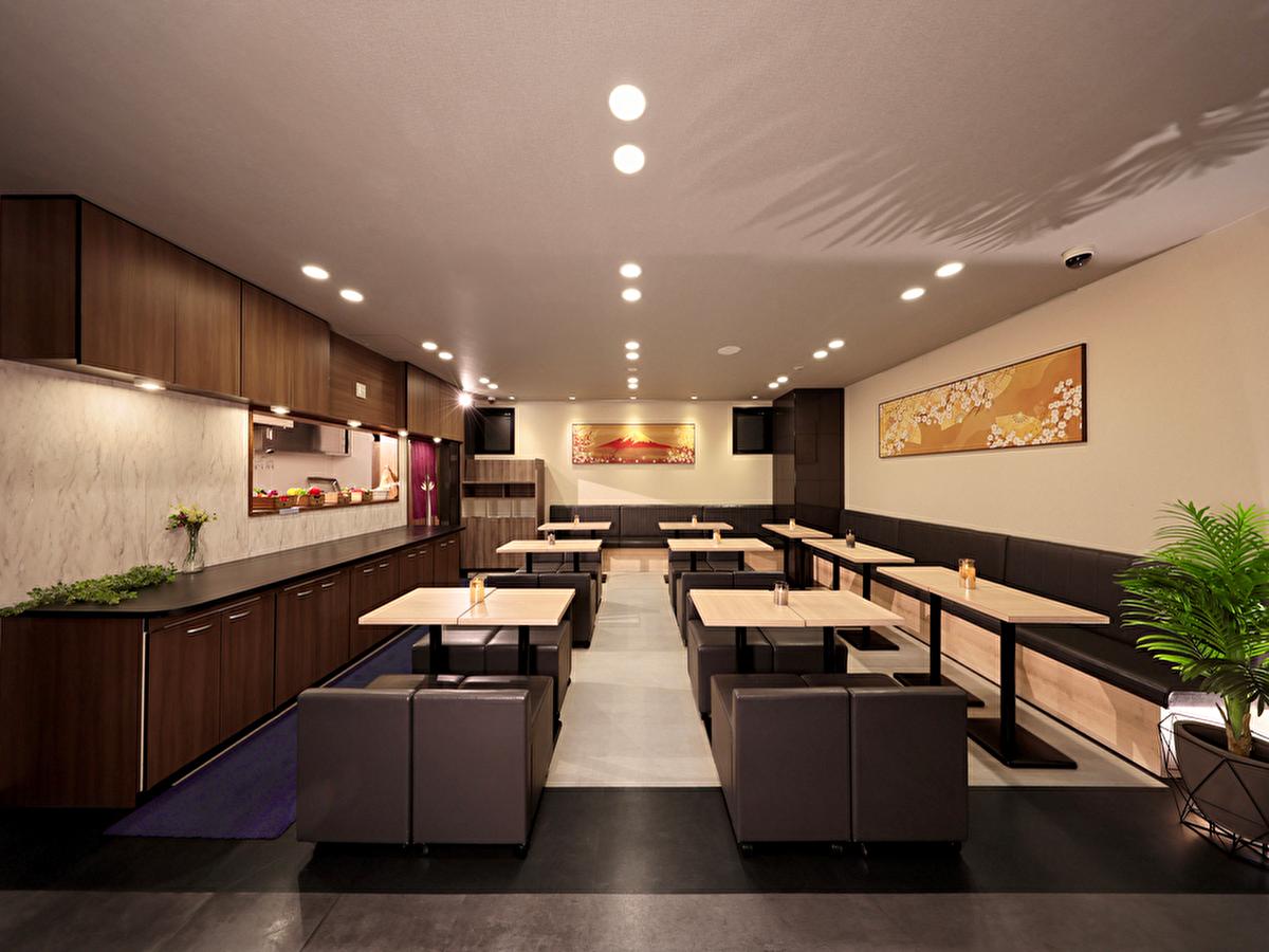 Cover Image for Shinsaibashi-higashi Crystal Hotel