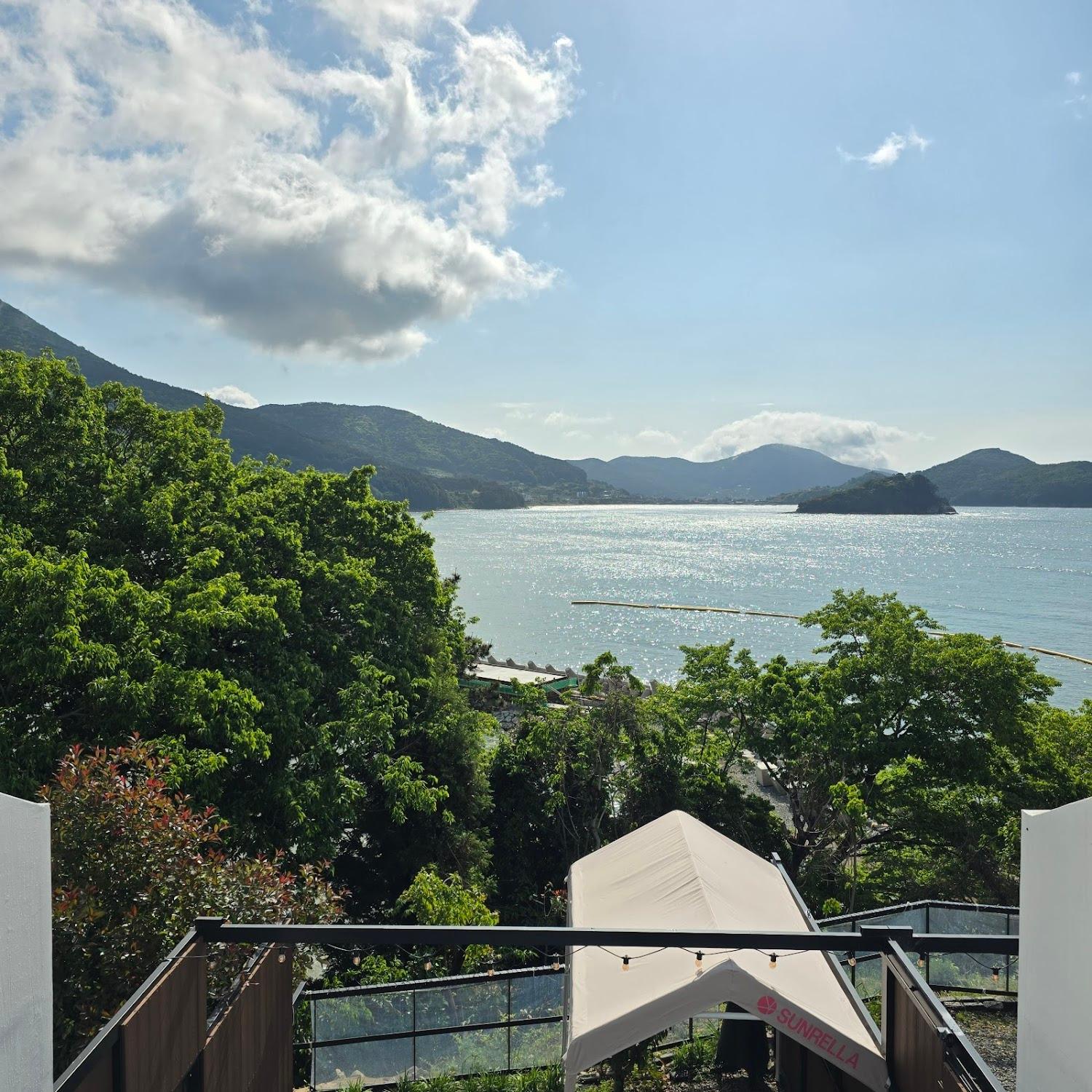 Cover Image for 스타마린풀빌라펜션