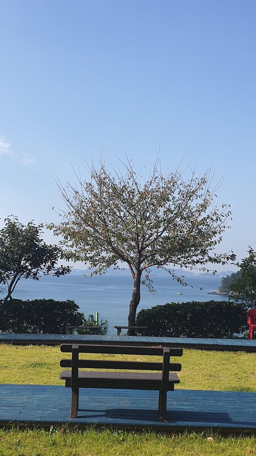 Cover Image for 스머프마을