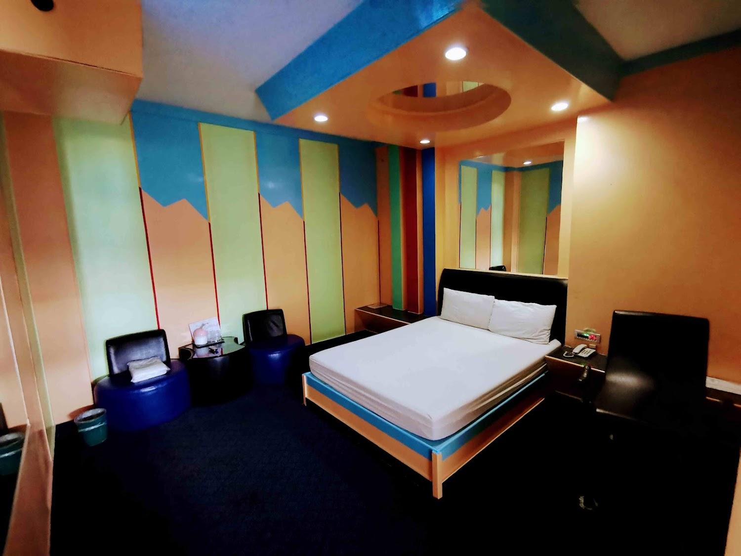 Cover Image for โรงแรมบอสส์ Boss Hotel