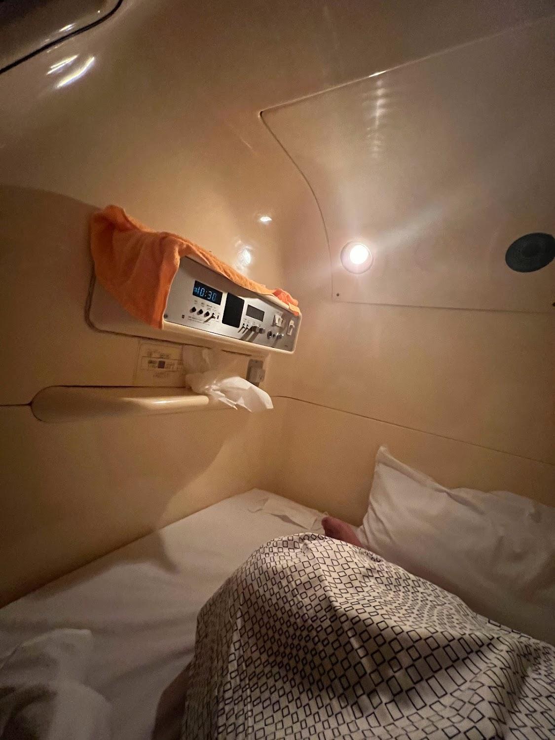 Cover Image for Capsule hotel Shinbashi