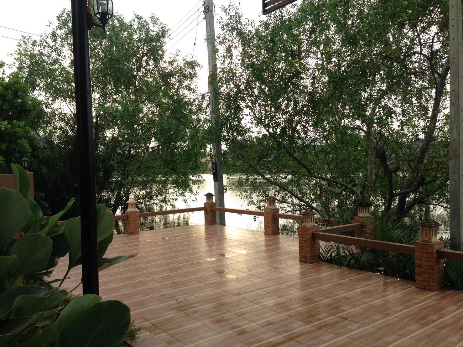 Cover Image for เนเจอร์แอนกรีน รีสอร์ท อัมพวา(Nature&green Resort Umpawaa