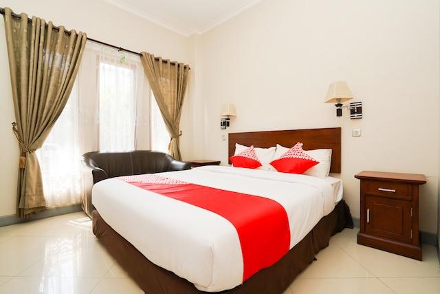 Cover Image for Capital O 1430 Hotel Ratna Syariah