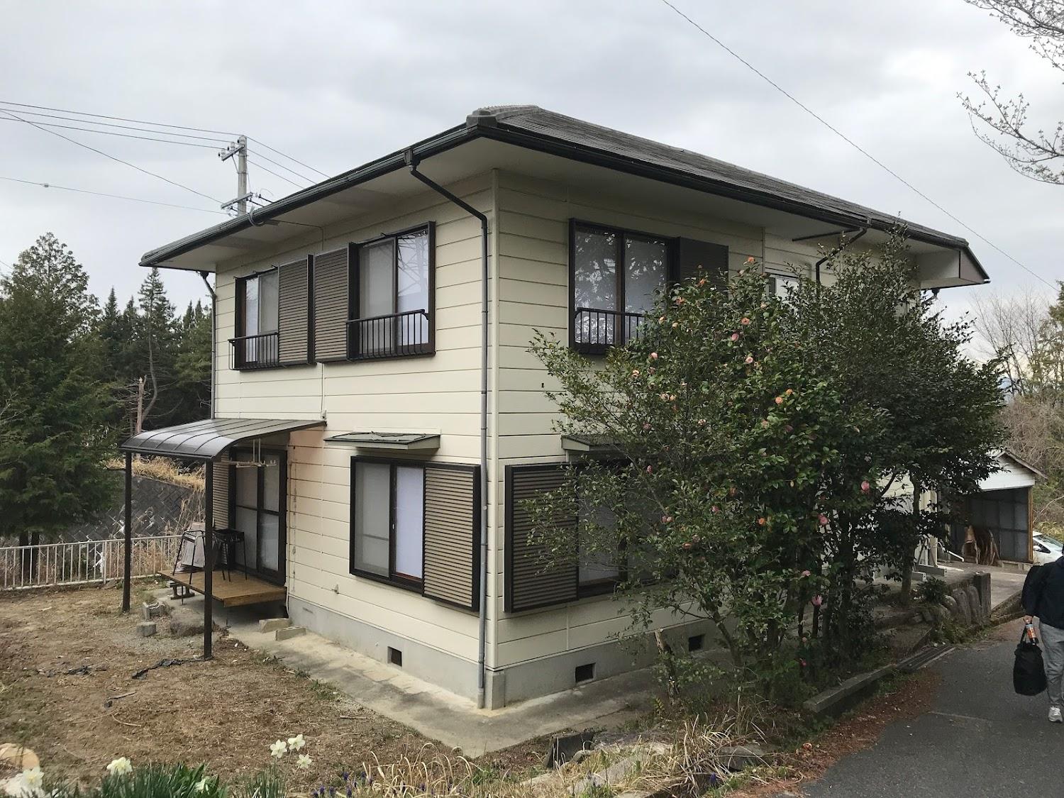 Cover Image for Irodori House