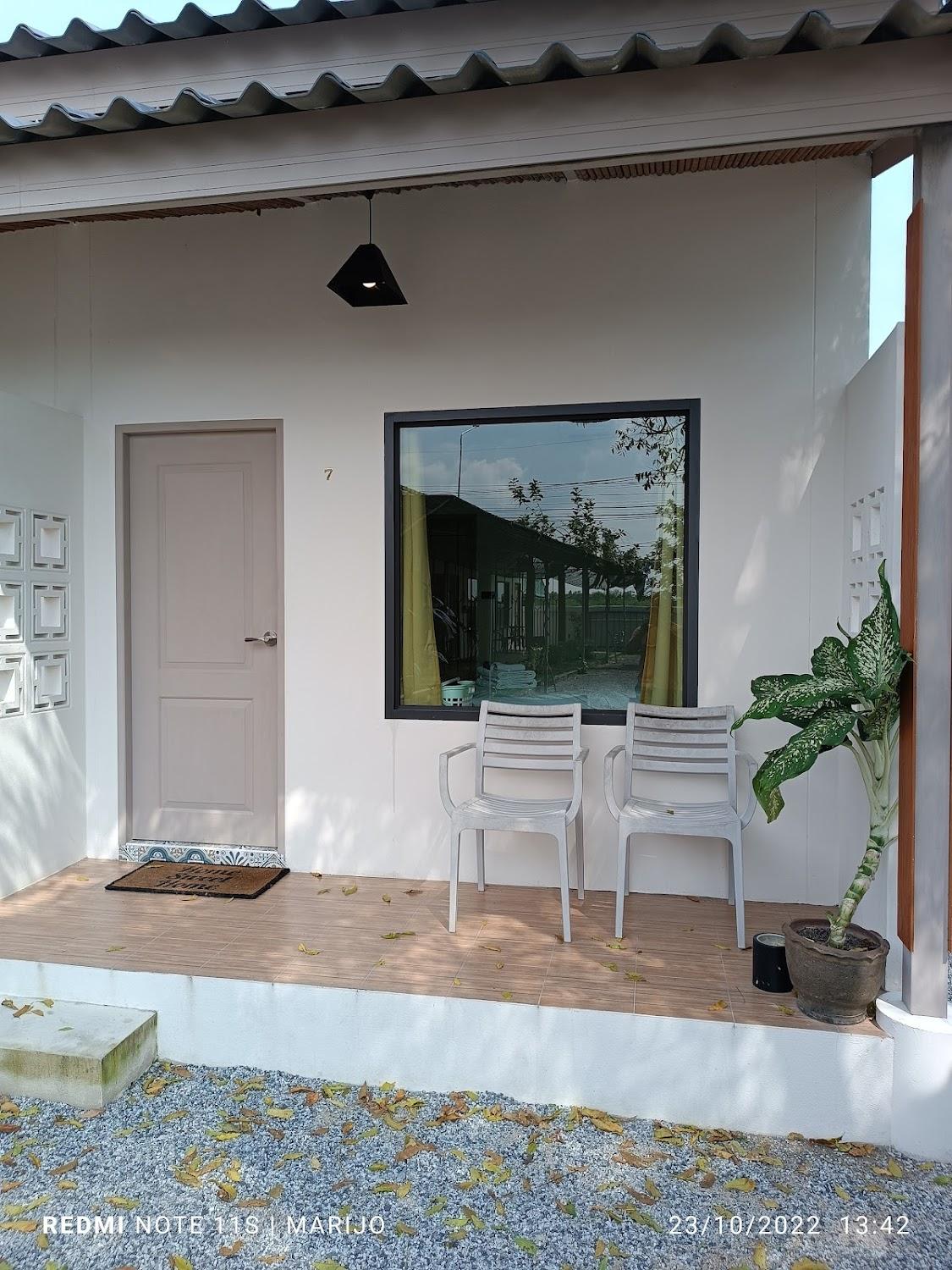 Cover Image for Nararin Garden House