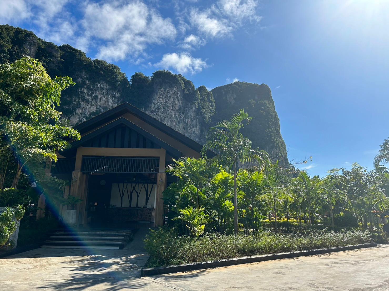 Cover Image for Aonang Hill Krabi