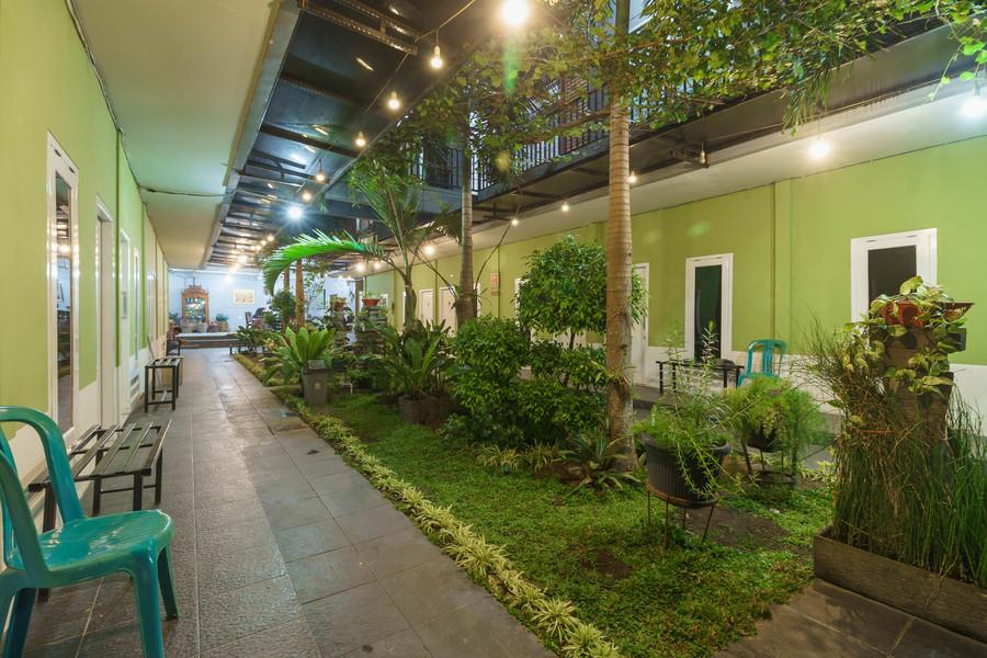 Cover Image for RedDoorz near Citimall Prabumulih
