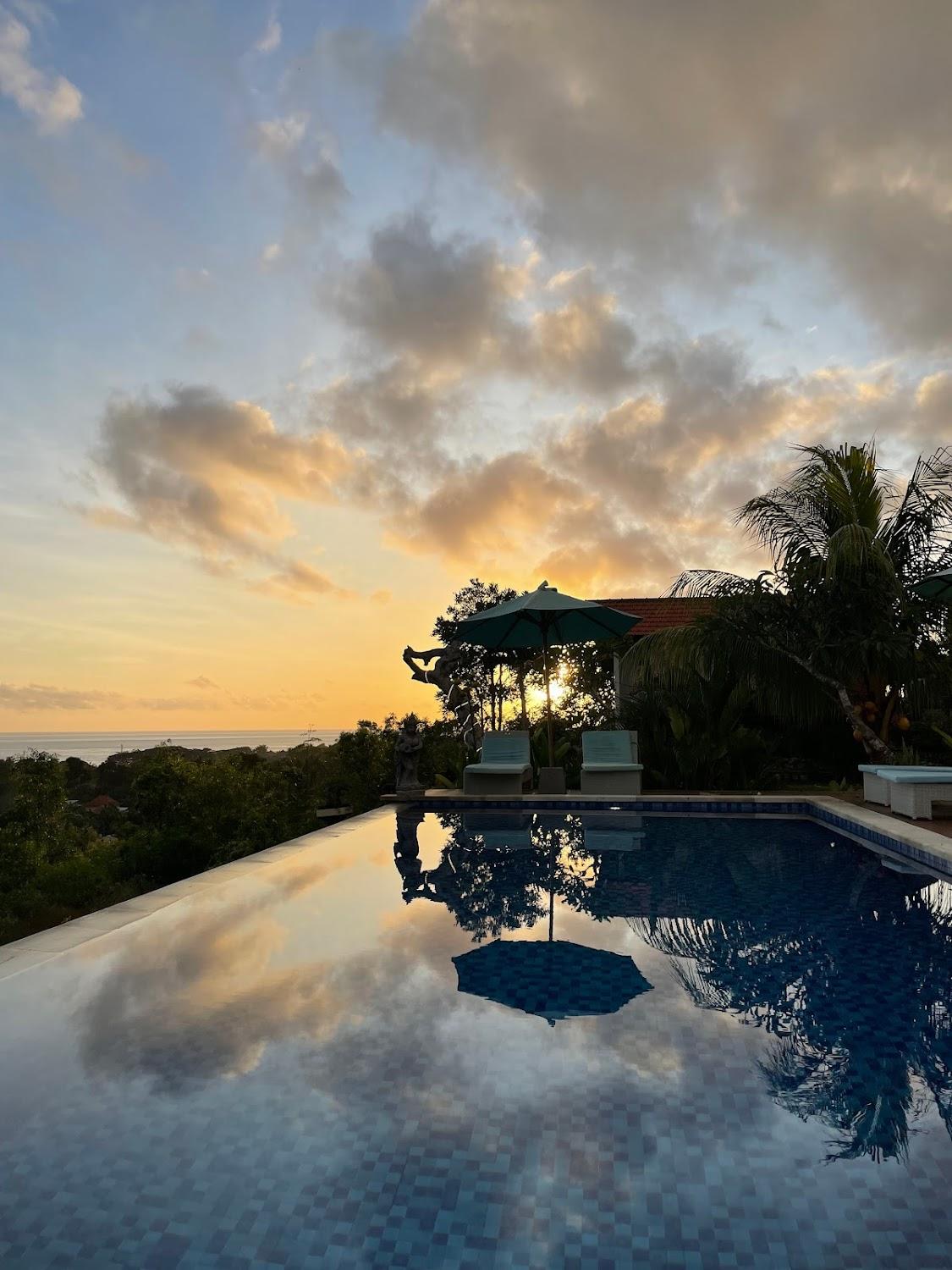 Cover Image for Gara Gara Sea View