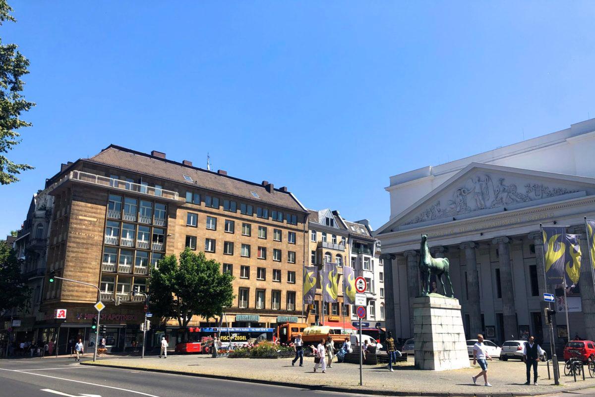 Cover Image for POHA House Aachen Theaterplatz