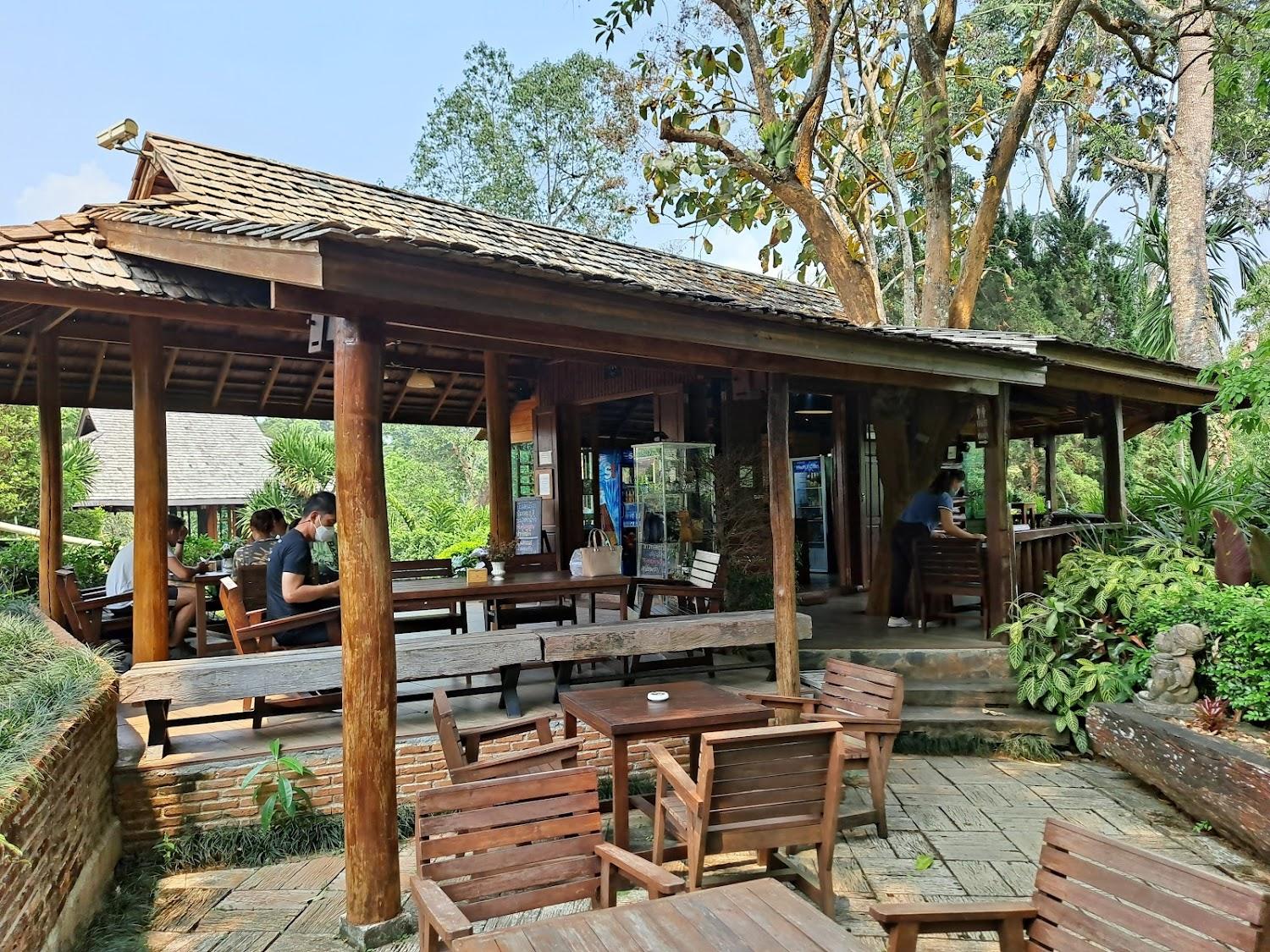 Cover Image for 32 Coffee Hill & Resort