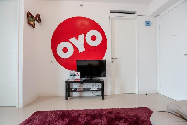 Cover Image for OYO 129 Bassura City Apartment