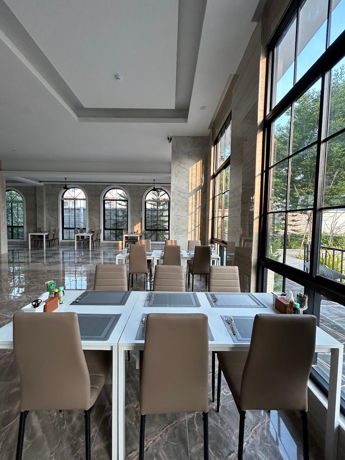 Cover Image for Aramis Hotel Kamphaengphet