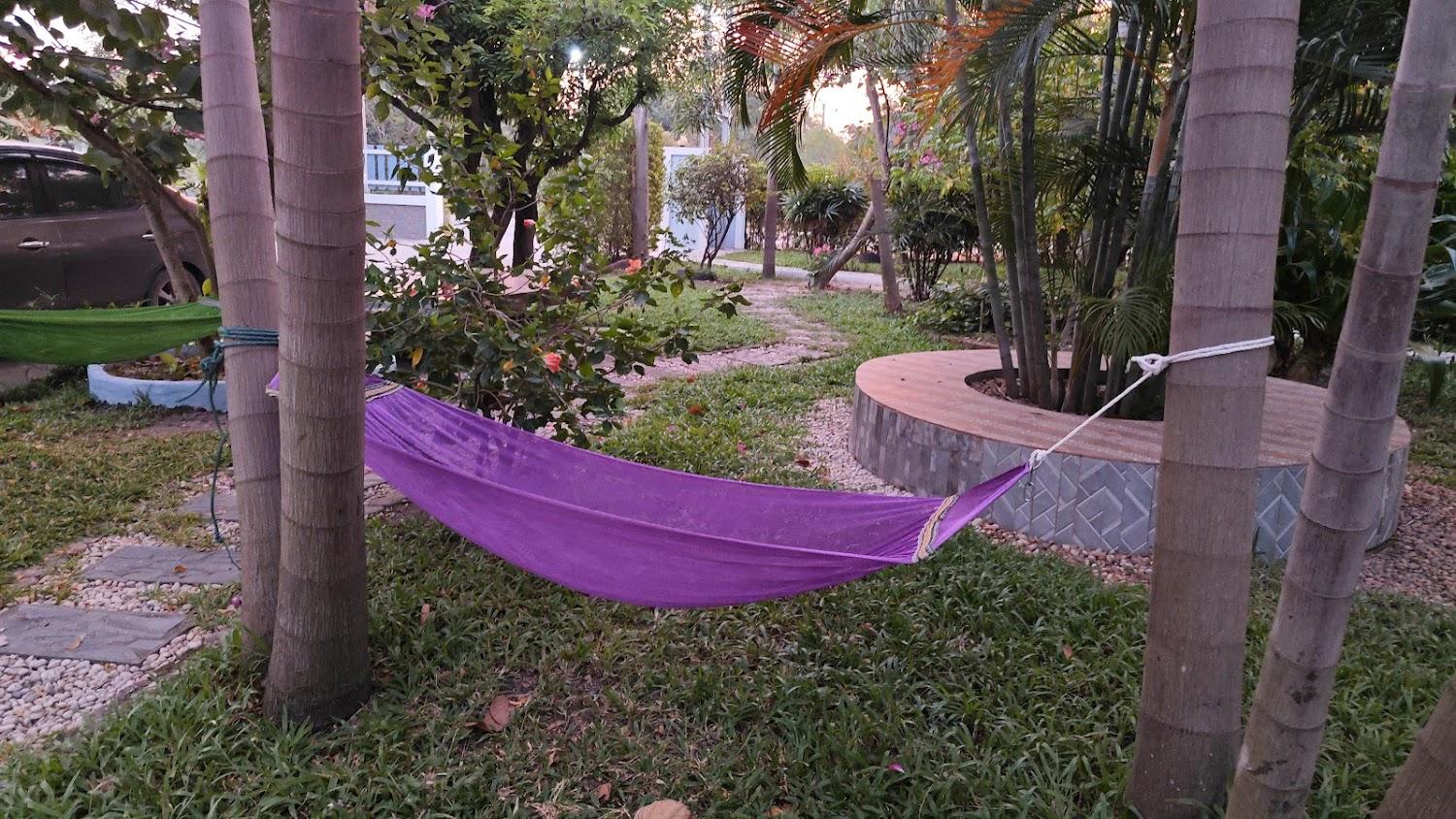 Cover Image for เรือนมณีรีสอร์ท ไทรน้อย
