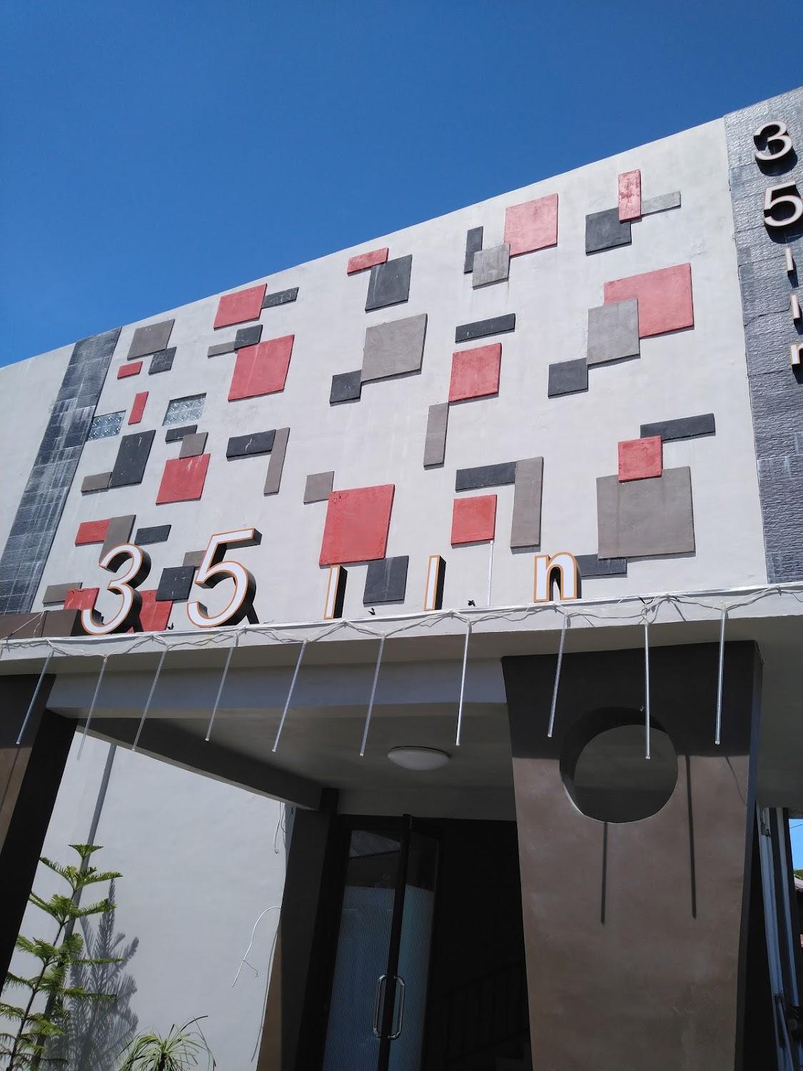 Cover Image for 35 Inn