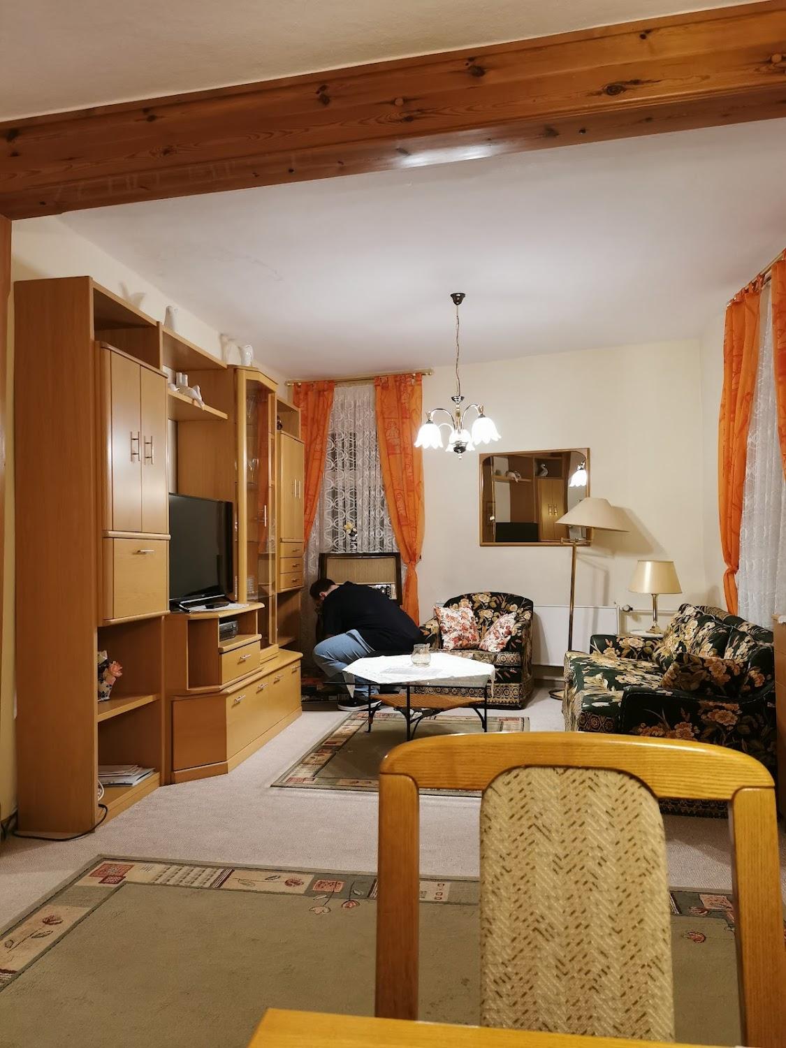 Cover Image for Hotel Krone Gößweinstein - Restaurant Gößweinstein - Kaffee und Kuchen Gößweinstein