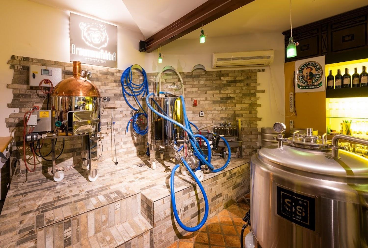 Cover Image for Askania Hotel & Brauhaus Bernburg